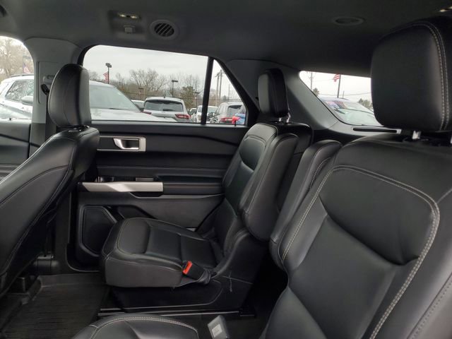 Certified 2023 Ford Explorer XLT w/ Equipment Group 202A image 23