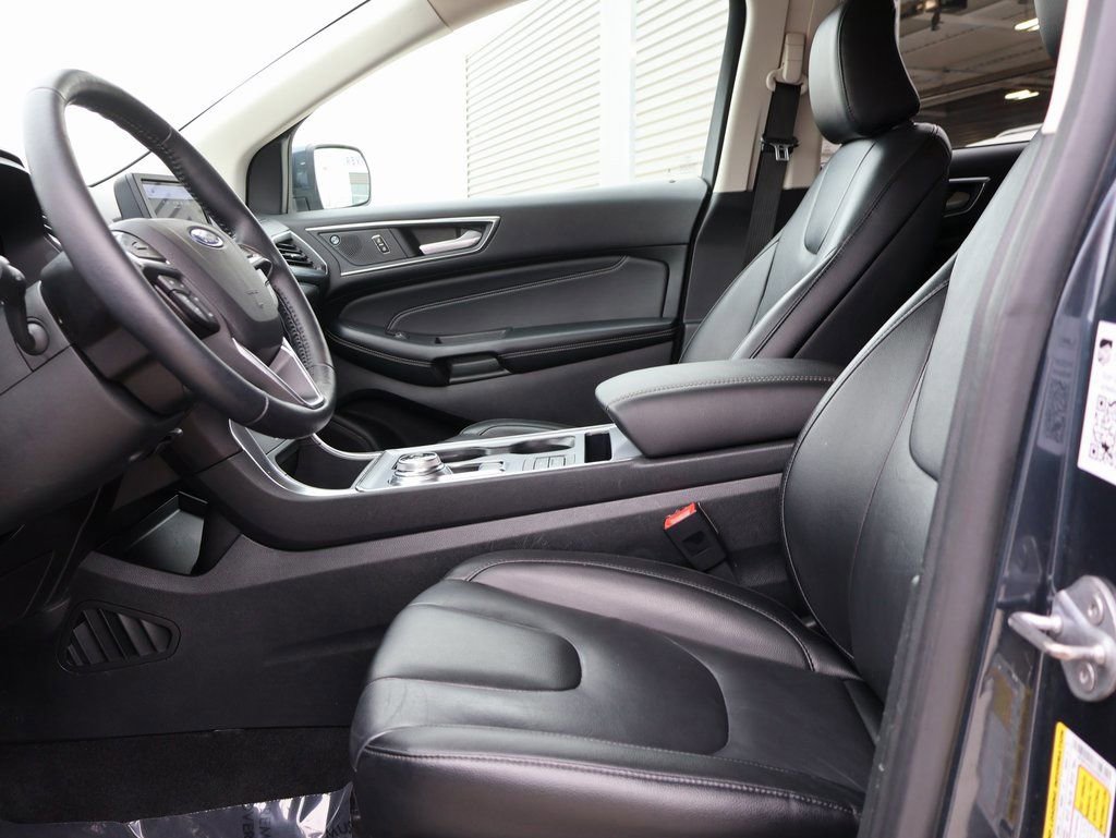 Certified 2022 Ford Edge Titanium image 23
