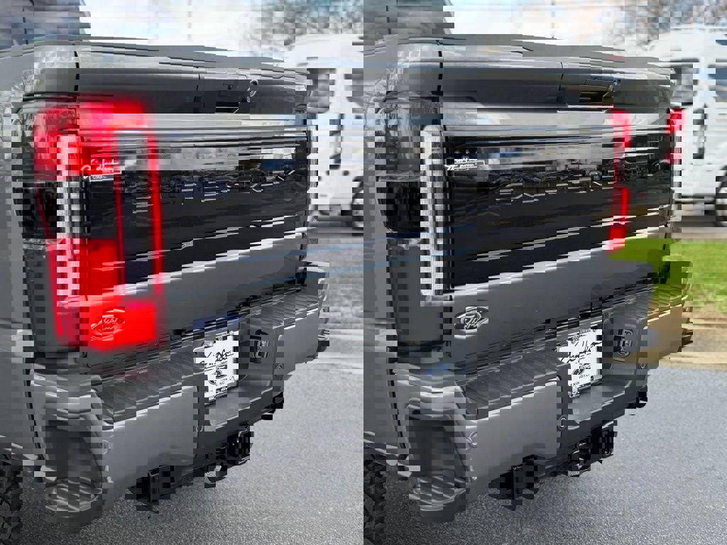 Certified 2026 Ford F350 Platinum w/ Tremor Off-Road Package image 20