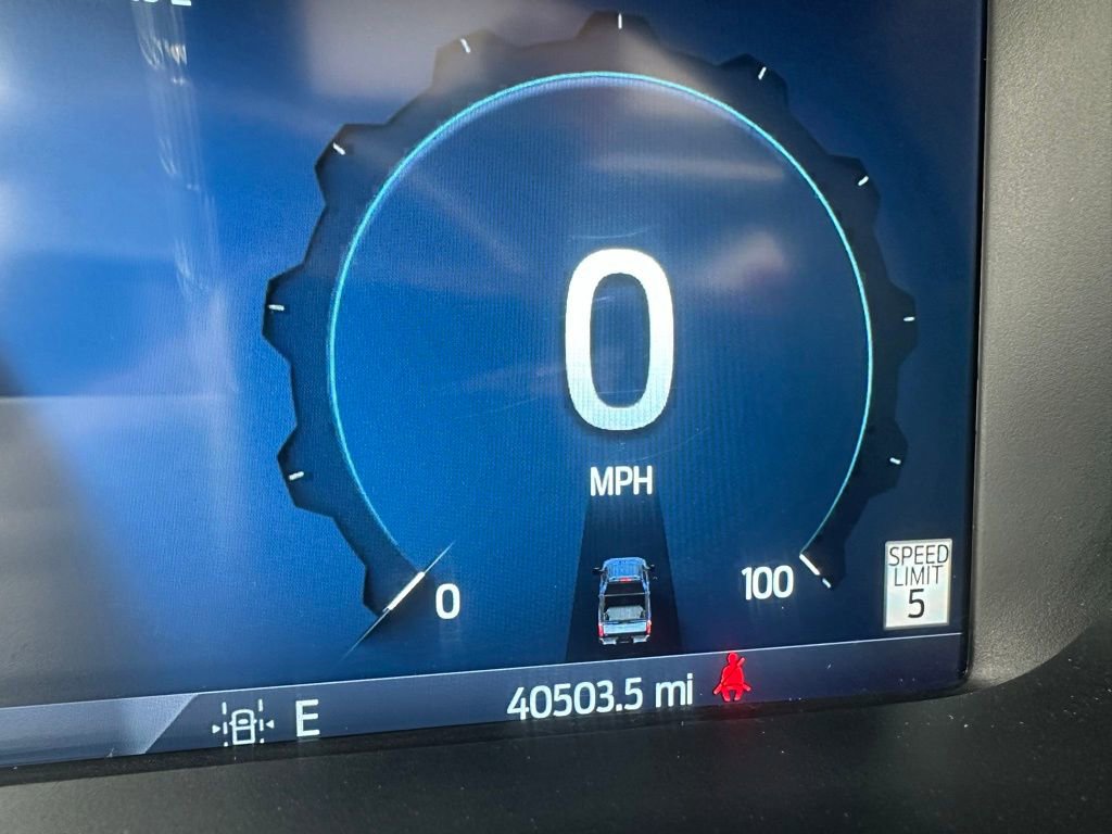 Certified 2024 Ford F350 Platinum w/ FX4 Off-Road Package image 6