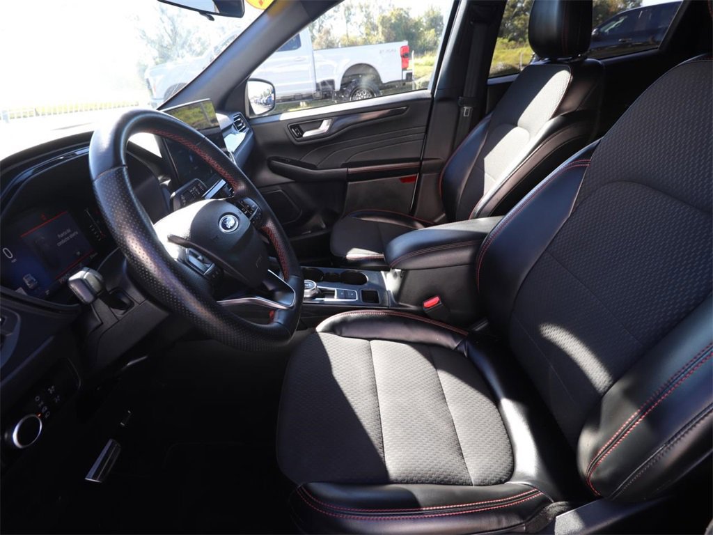 Certified 2023 Ford Escape ST-Line w/ Tech Pack #1 image 8