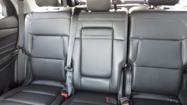 Certified 2022 Ford Explorer XLT w/ Equipment Group 202A image 12