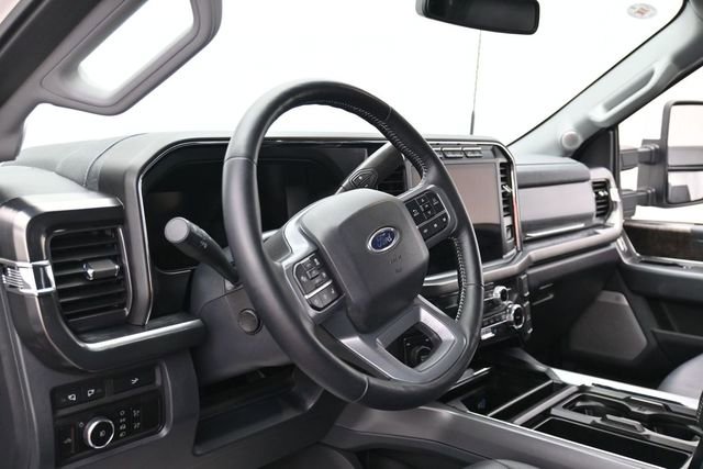 Certified 2024 Ford F250 Lariat w/ Lariat Ultimate Package AWD/4WD image 14