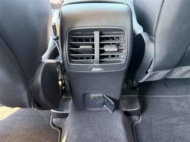 Certified 2020 Ford Escape Titanium AWD/4WD image 23