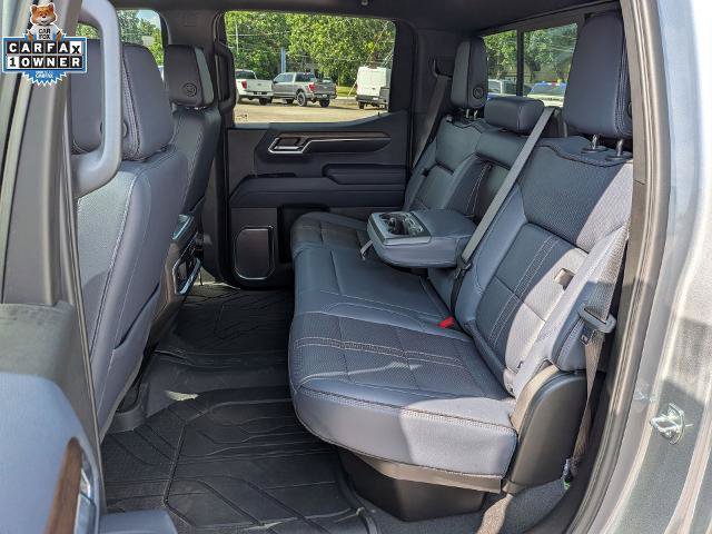 Used 2024 Chevrolet Silverado 1500 High Country w/ High Country Premium Package AWD/4WD image 13