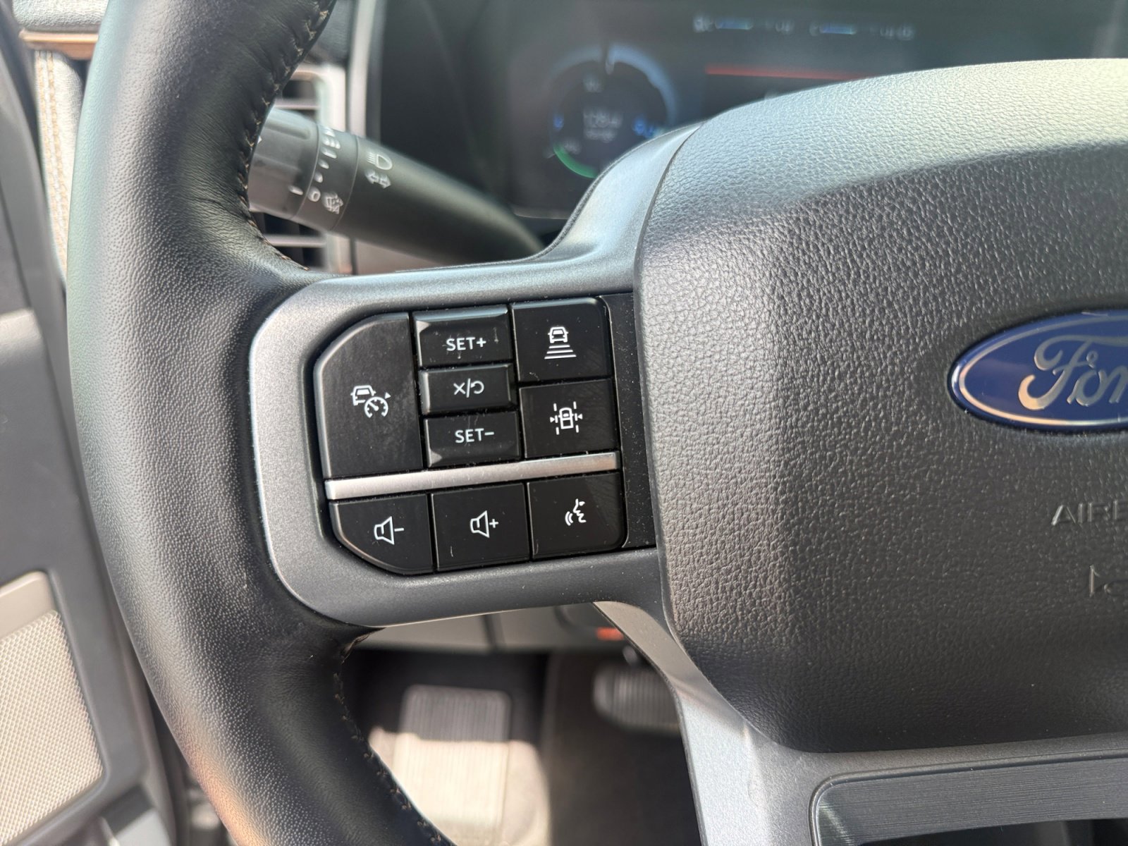 Certified 2024 Ford F150 Lightning Lariat image 20