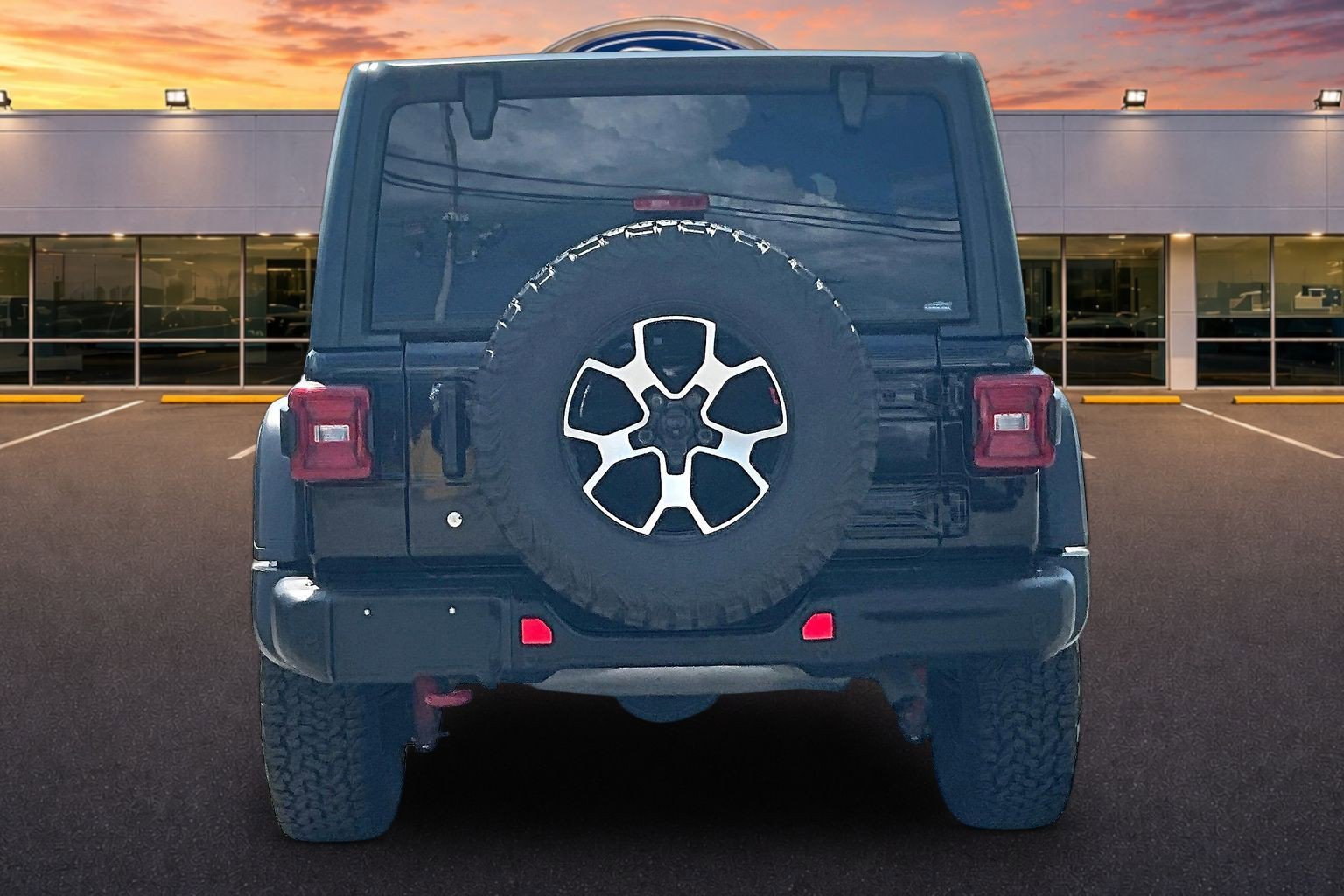 Used 2020 Jeep Wrangler Unlimited Rubicon AWD/4WD image 4