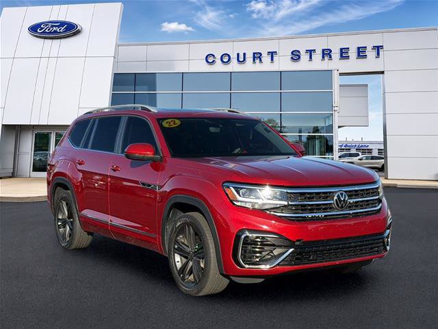 Used 2022 Volkswagen Atlas SEL R-Line AWD/4WD image 3