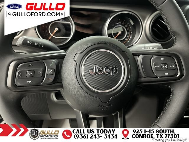 Used 2023 Jeep Gladiator Sport AWD/4WD image 21