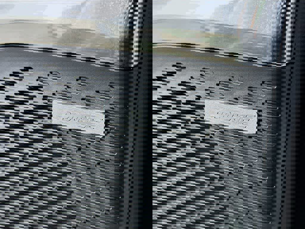 Used 2025 GMC Acadia Elevation image 31