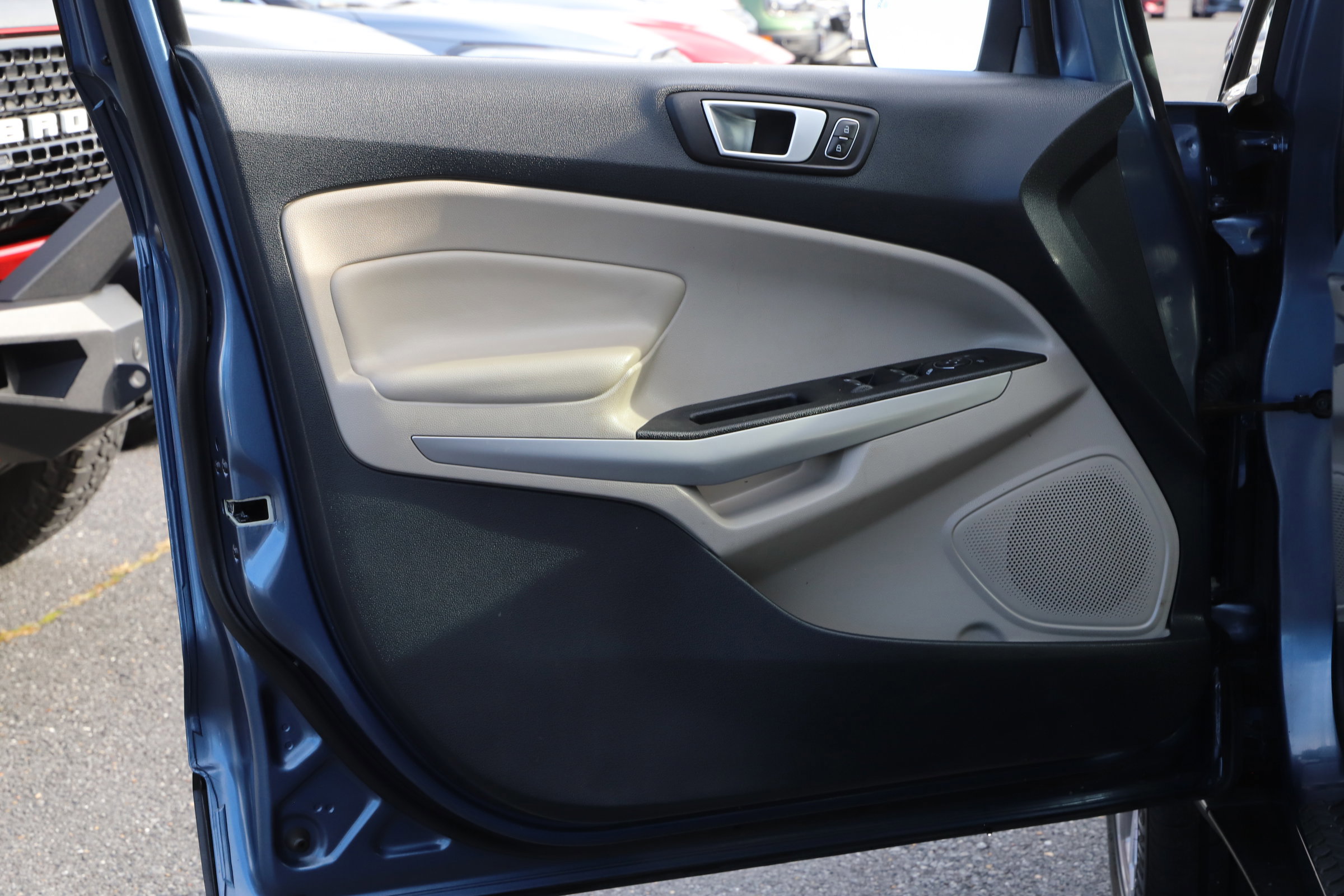 Certified 2022 Ford EcoSport Titanium image 14