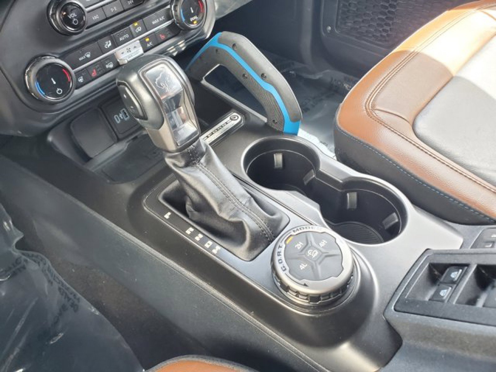 Certified 2022 Ford Bronco Outer Banks AWD/4WD image 25