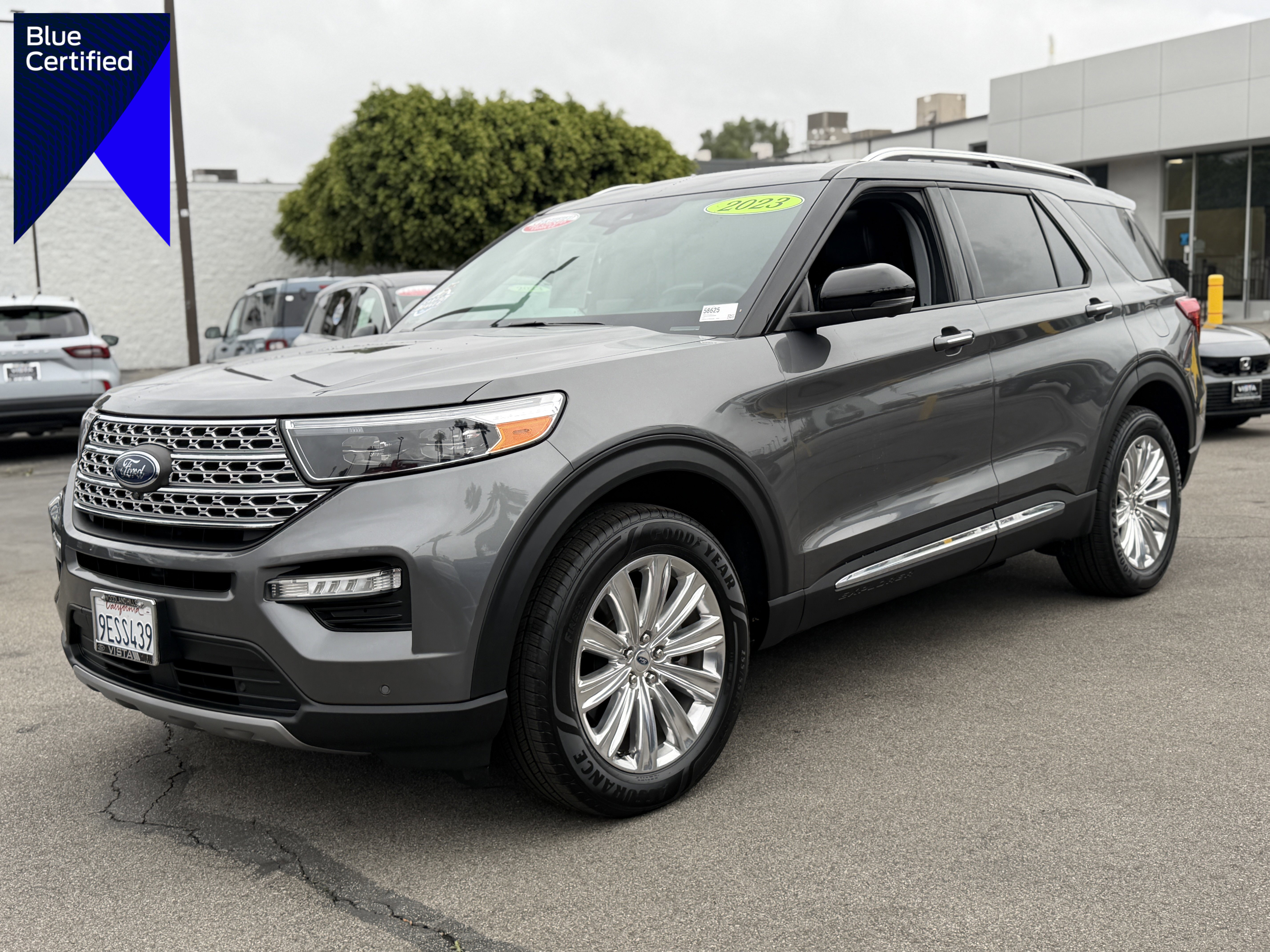 Certified 2023 Ford Explorer Limited w/ Hybrid Equipment Group 310A image 1