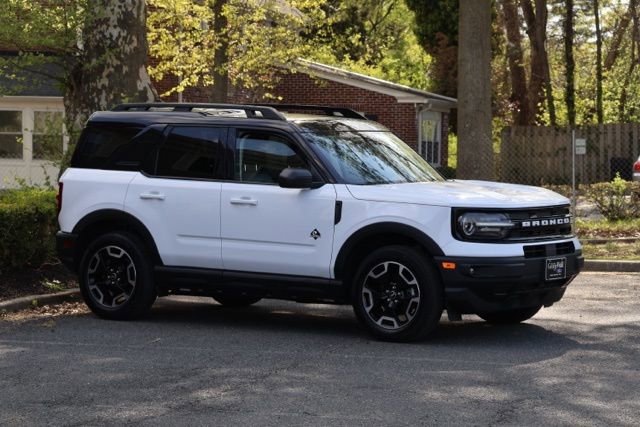Certified 2024 Ford Bronco Sport Outer Banks w/ Tech Package AWD/4WD image 3