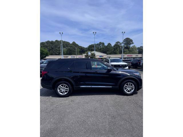 Certified 2025 Ford Explorer Active image 6