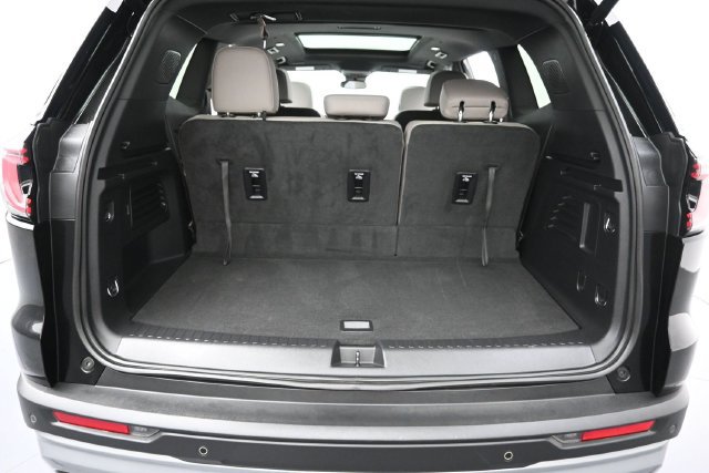Used 2024 GMC Acadia Elevation FWD image 30