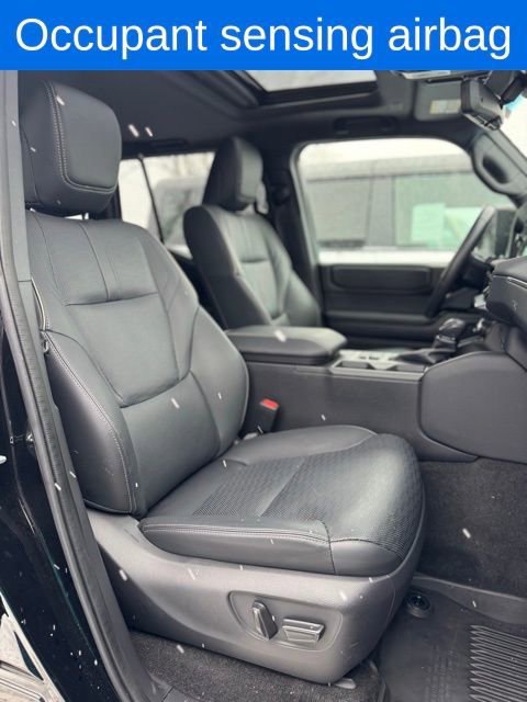 Used 2024 Toyota Land Cruiser image 29