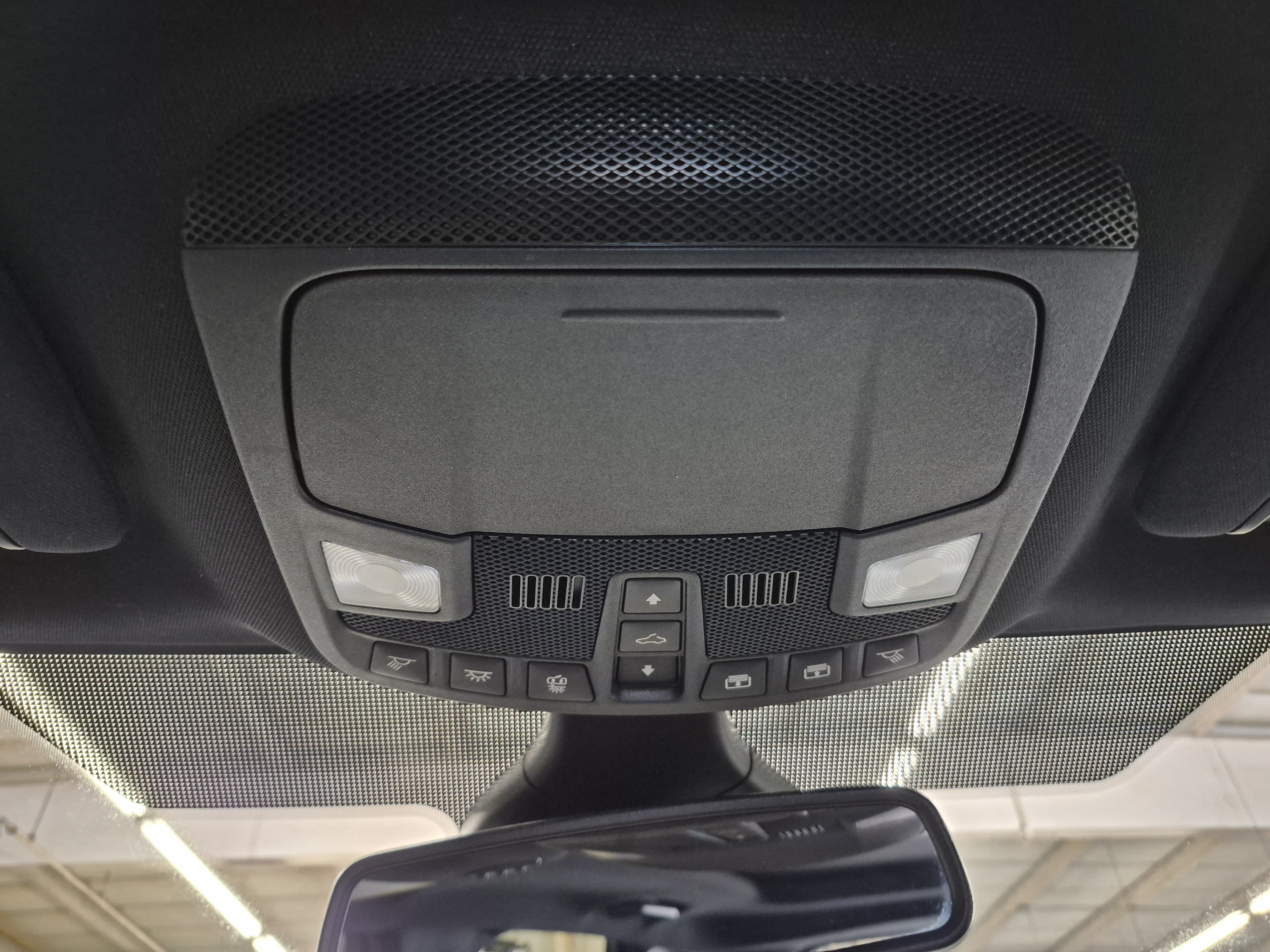 Certified 2024 Ford Edge ST-Line AWD/4WD image 36