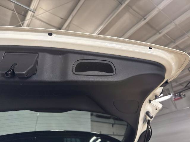 Used 2018 Jeep Compass Limited AWD/4WD image 12