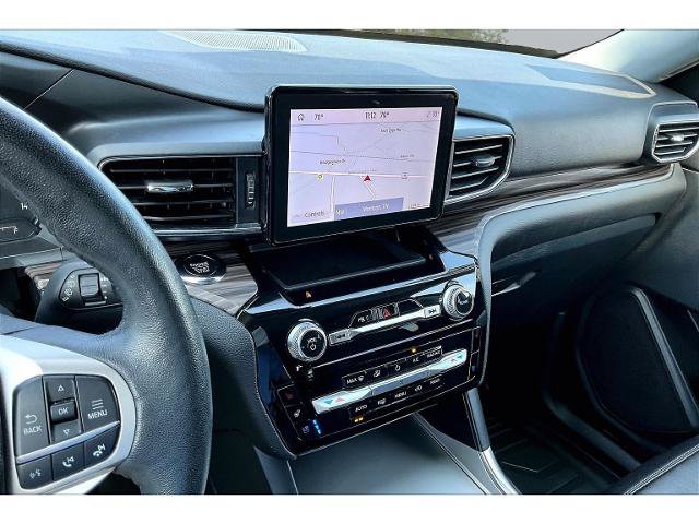 Certified 2024 Ford Explorer Limited RWD image 8