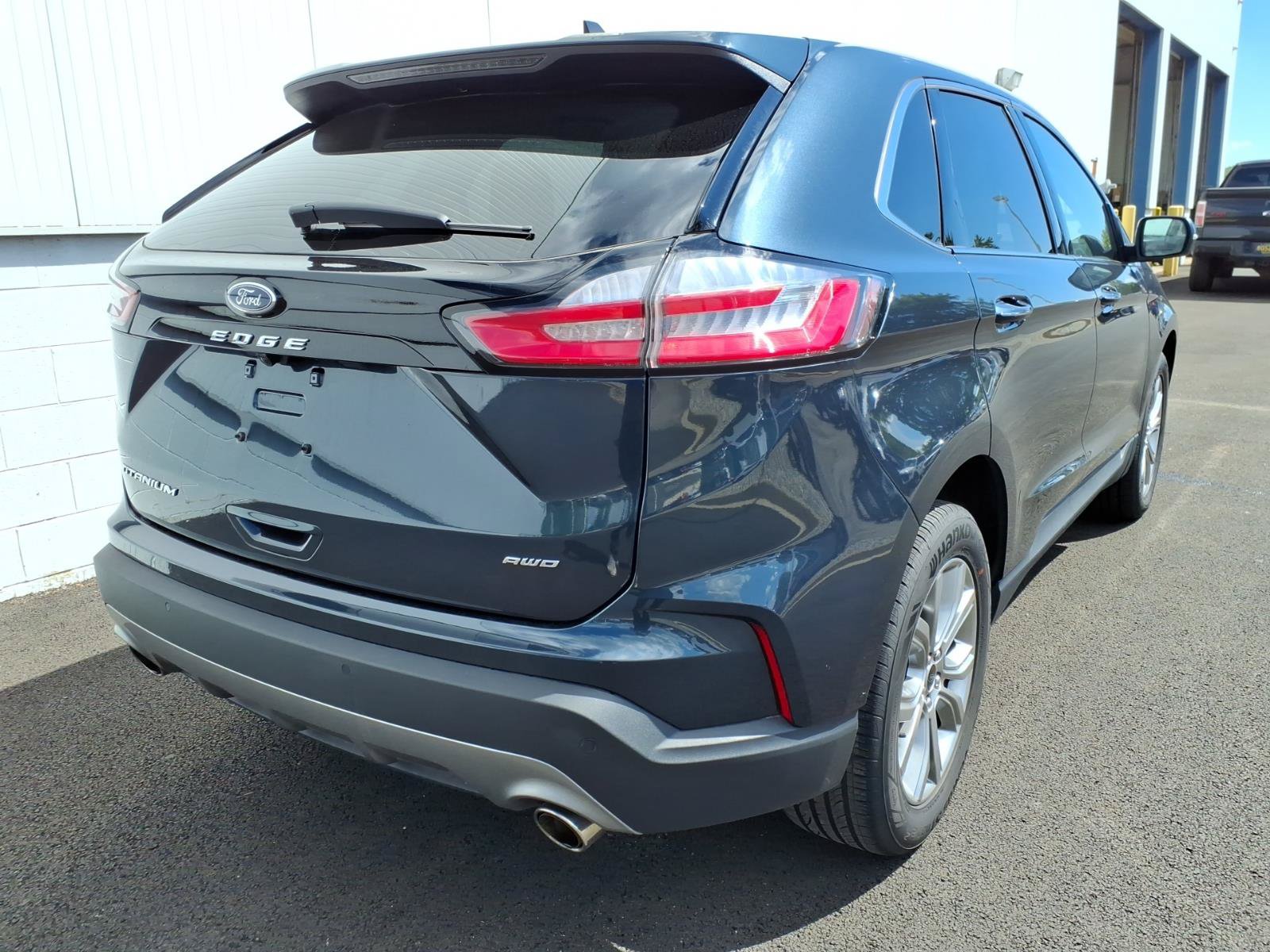 Certified 2024 Ford Edge Titanium AWD/4WD image 6