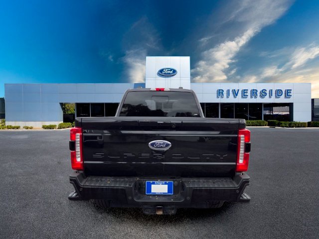 Certified 2023 Ford F250 Lariat w/ Lariat Ultimate Package AWD/4WD image 6
