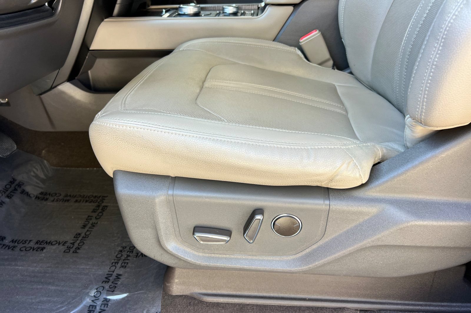 Certified 2019 Ford Expedition Limited w/ Equipment Group 302A AWD/4WD image 13