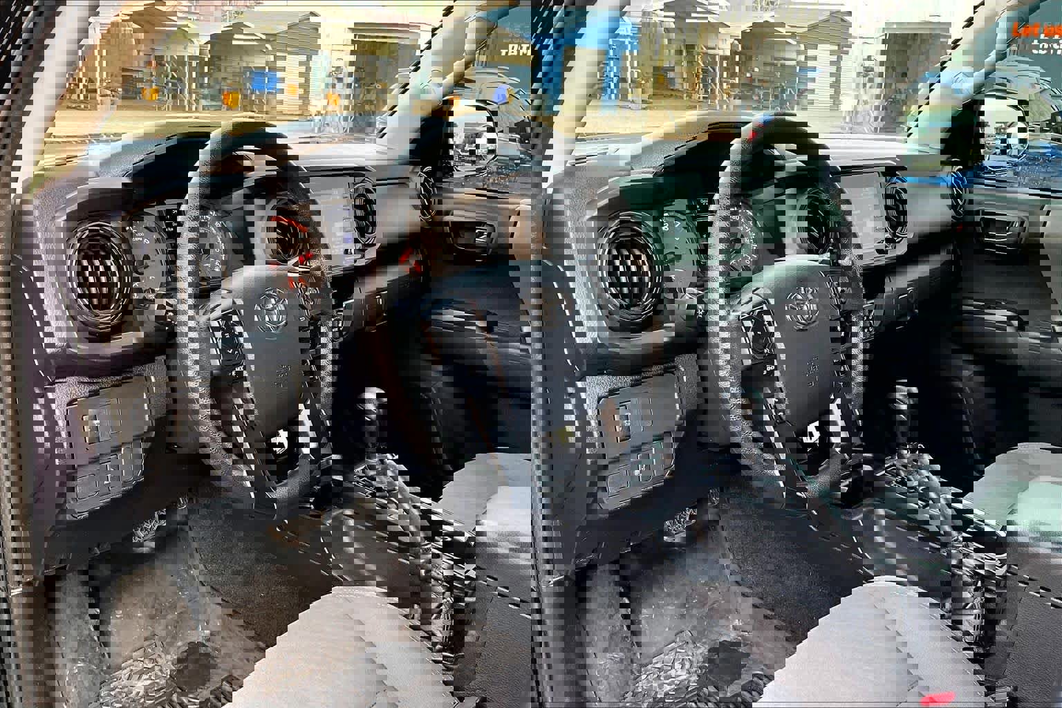 Used 2020 Toyota Tacoma SR w/ SX Package image 19