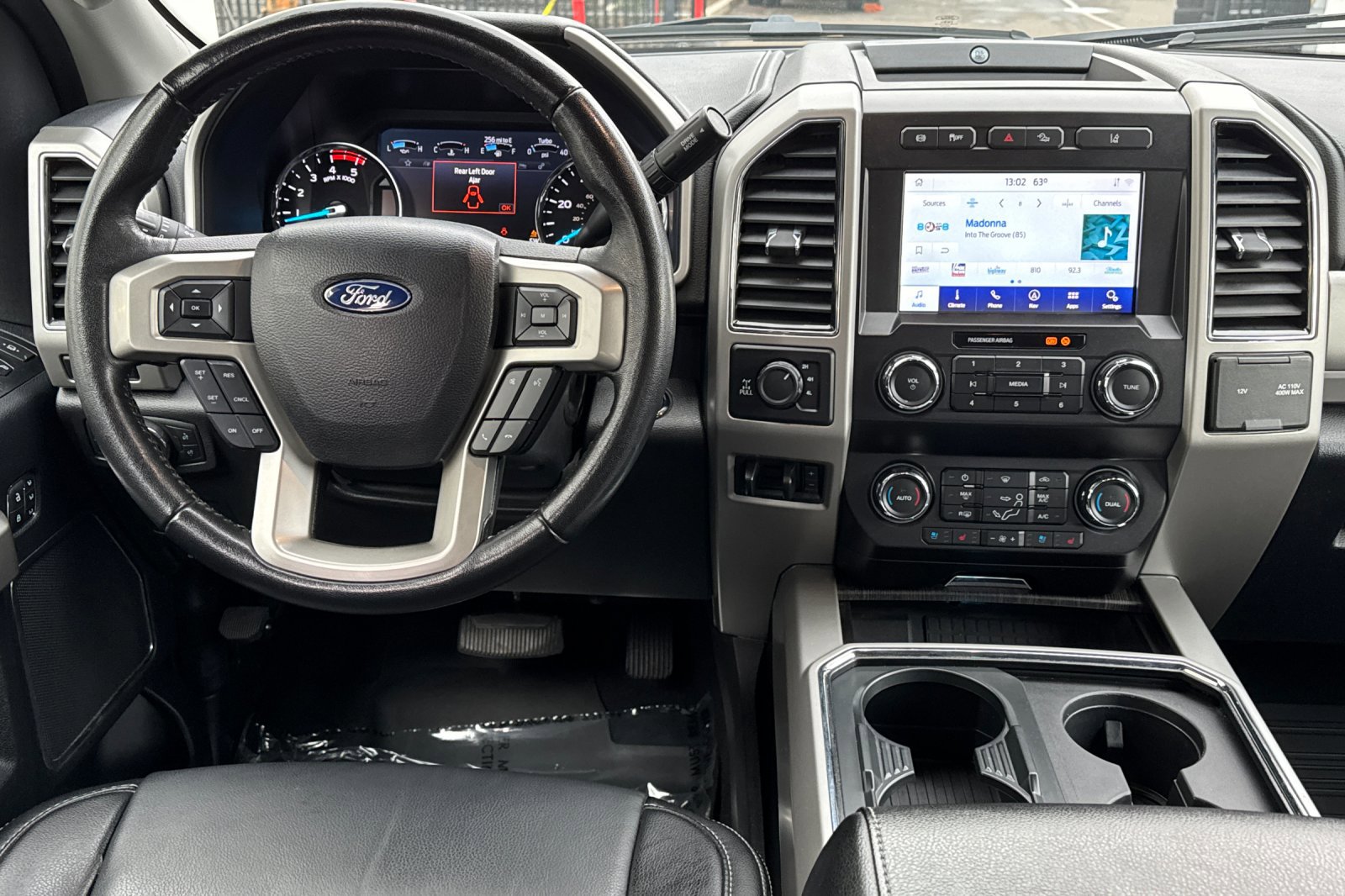 Certified 2021 Ford F350 Lariat w/ Tremor Off-Road Package image 14