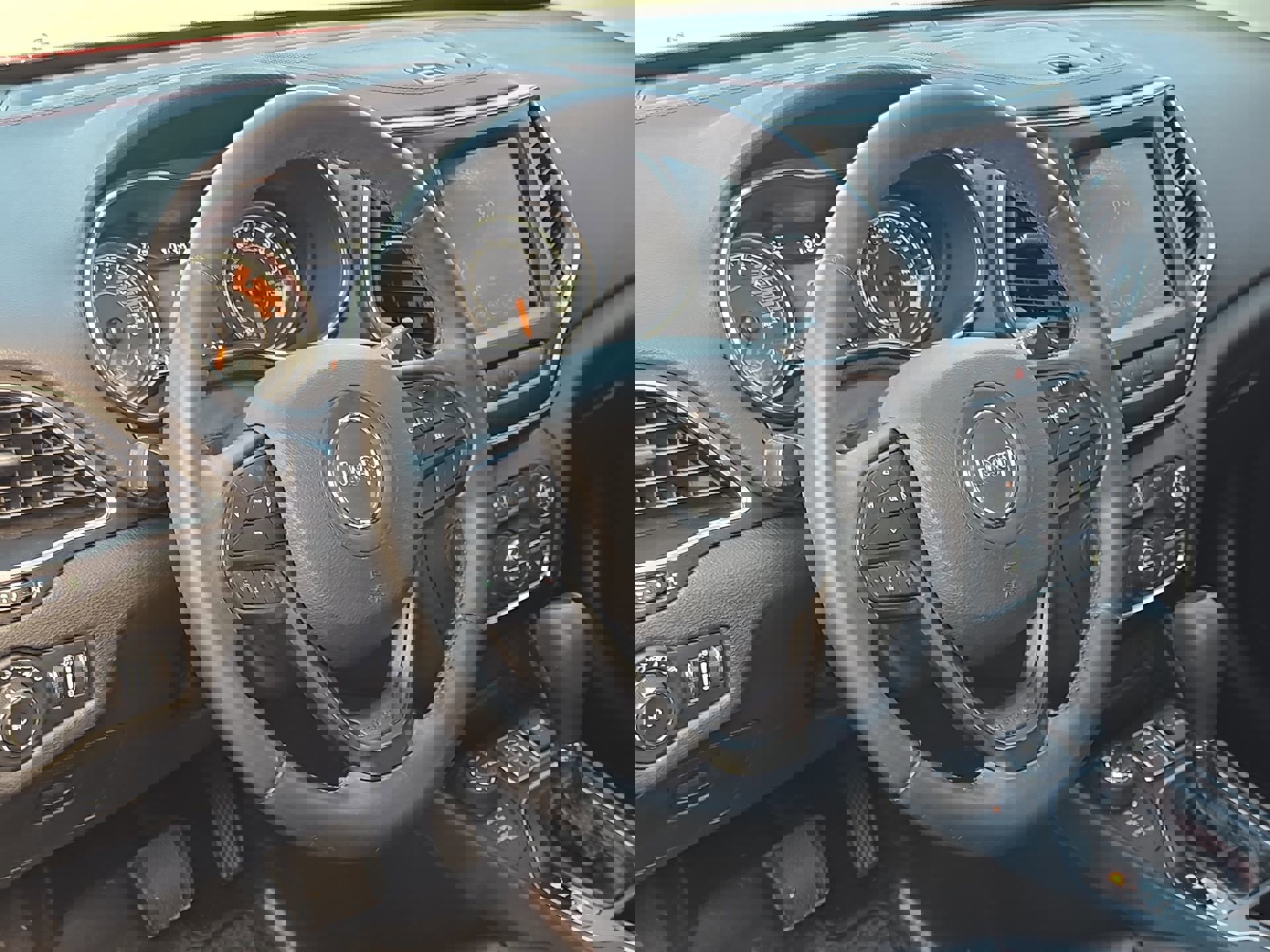 Used 2019 Jeep Cherokee Trailhawk w/ Trailer Tow Group image 15