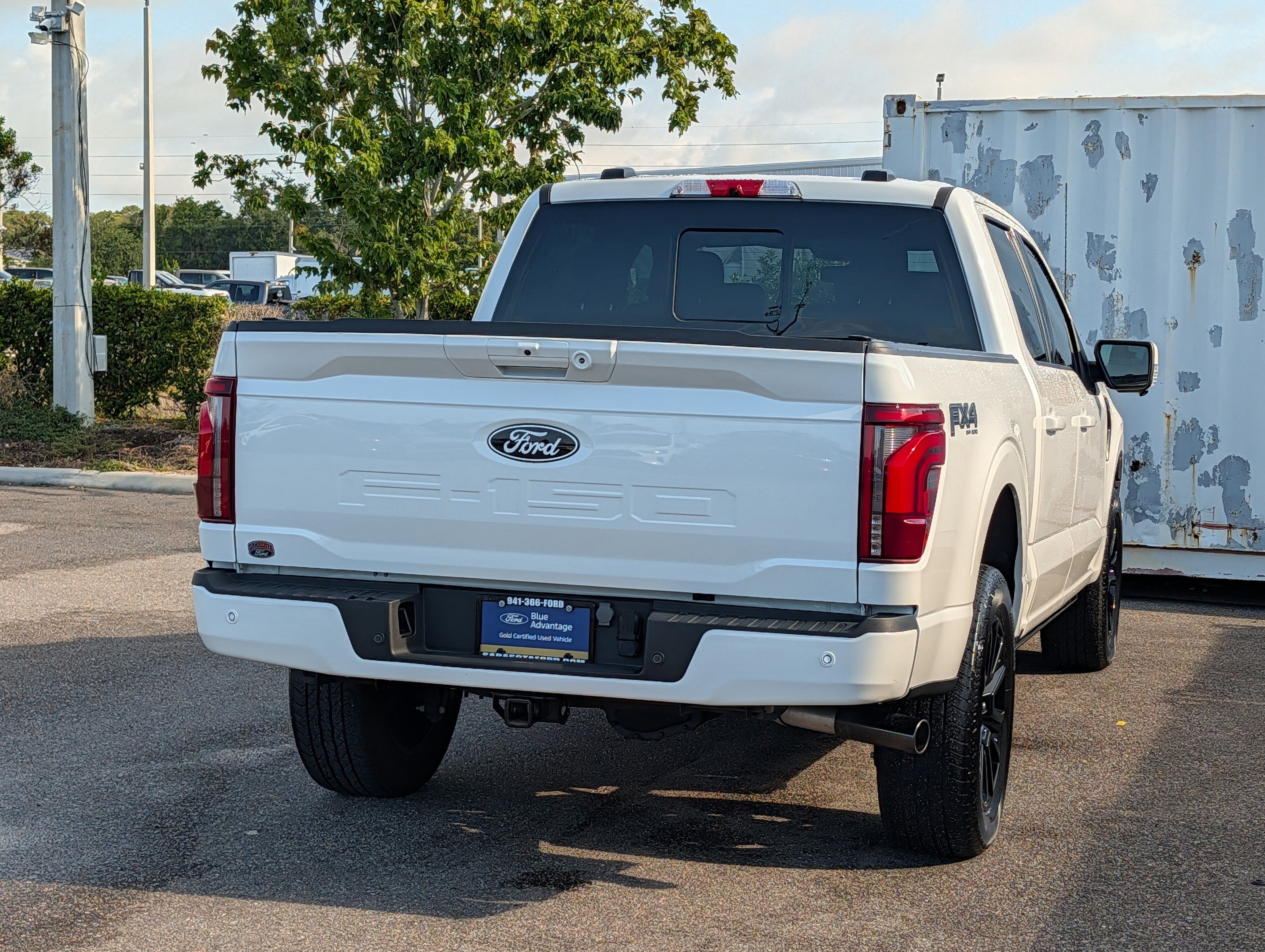 Certified 2024 Ford F150 Platinum w/ FX4 Off-Road Package AWD/4WD image 4