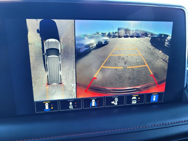 Used 2023 Chevrolet Suburban RST w/ Sport Performance Package AWD/4WD image 18