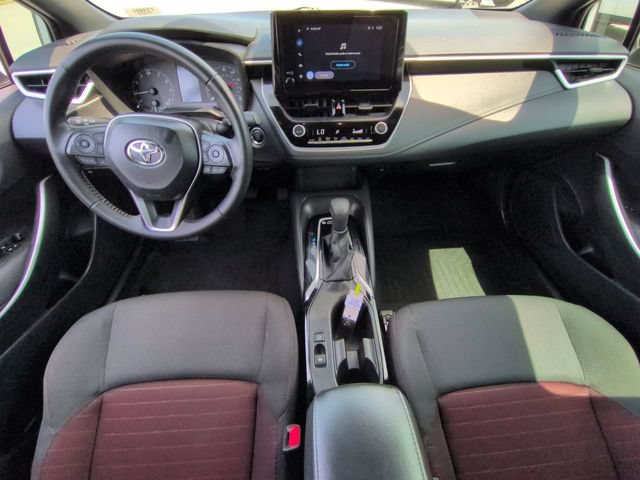 Used 2025 Toyota Corolla SE w/ Convenience Package FWD image 17