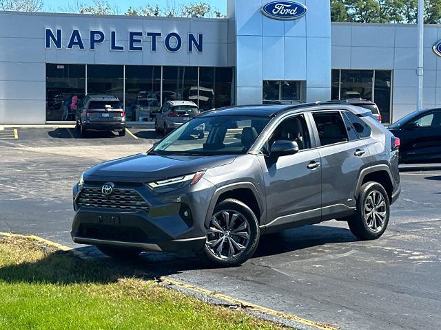 Used 2023 Toyota RAV4 Limited AWD/4WD image 2