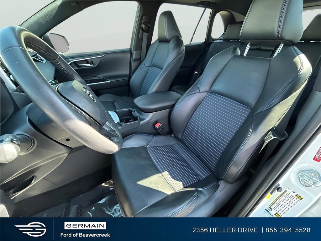 Used 2022 Toyota RAV4 XSE AWD/4WD image 10