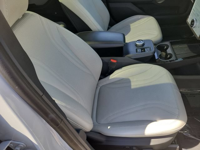 Certified 2021 Ford Mustang Mach-E Premium AWD/4WD image 18