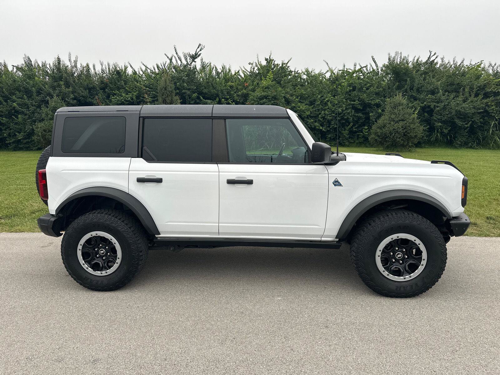 Certified 2023 Ford Bronco Black Diamond w/ Sasquatch Package AWD/4WD image 27