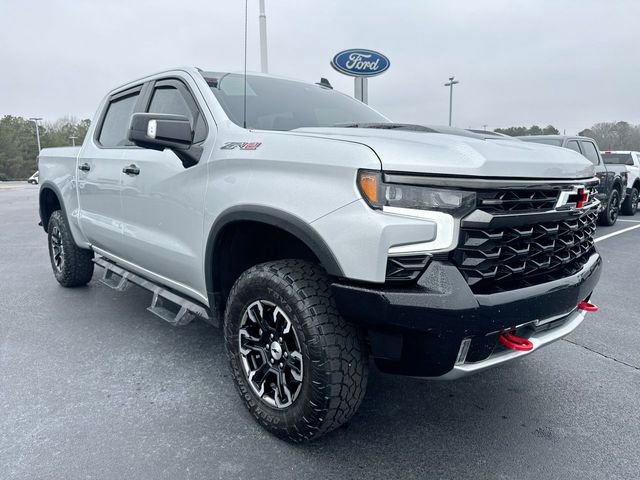 Used 2022 Chevrolet Silverado 1500 ZR2 w/ Technology Package image 10