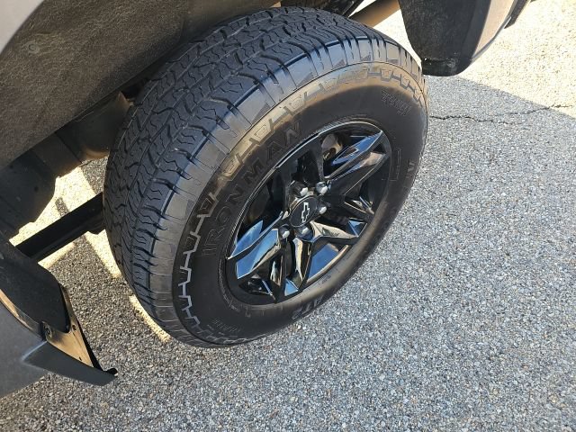 Used 2022 Chevrolet Silverado 1500 LT Trail Boss w/ LT Trail Boss Premium Package AWD/4WD image 11