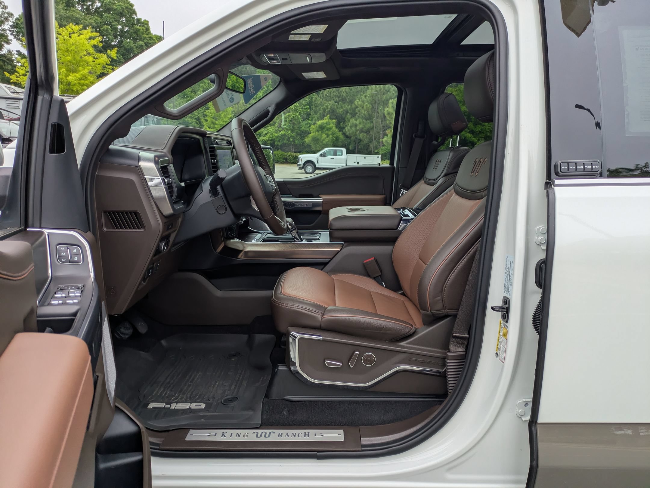 Certified 2025 Ford F150 King Ranch w/ FX4 Off-Road Package AWD/4WD image 13