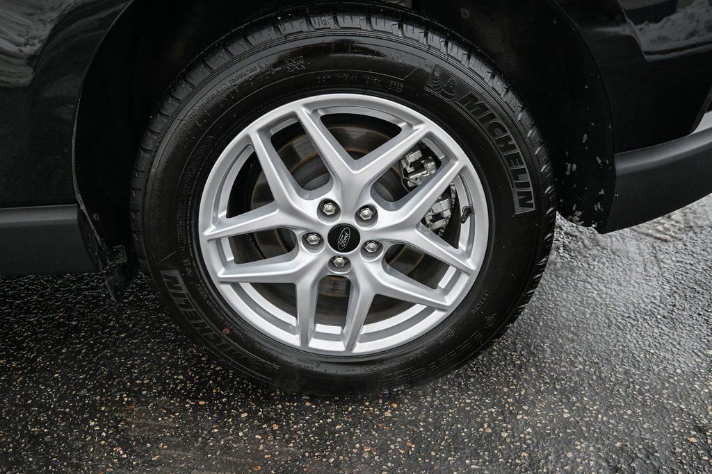 Certified 2024 Ford Edge SEL w/ Convenience Package image 16