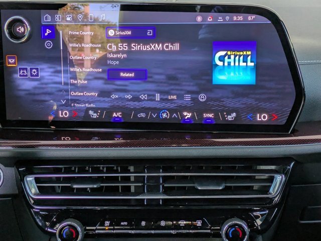 Used 2026 Chevrolet Traverse Z71 w/ Enhanced Driving Package image 16