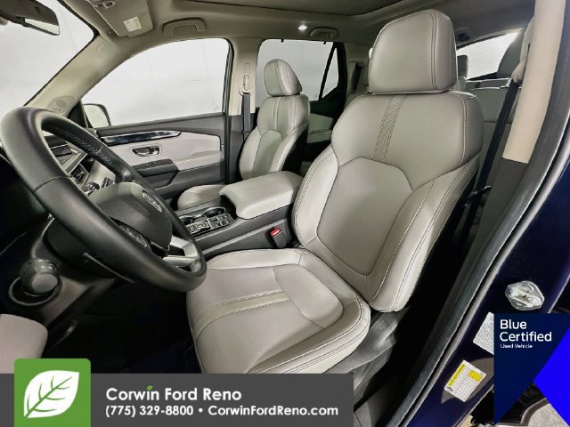 Used 2025 Honda Pilot Touring image 25