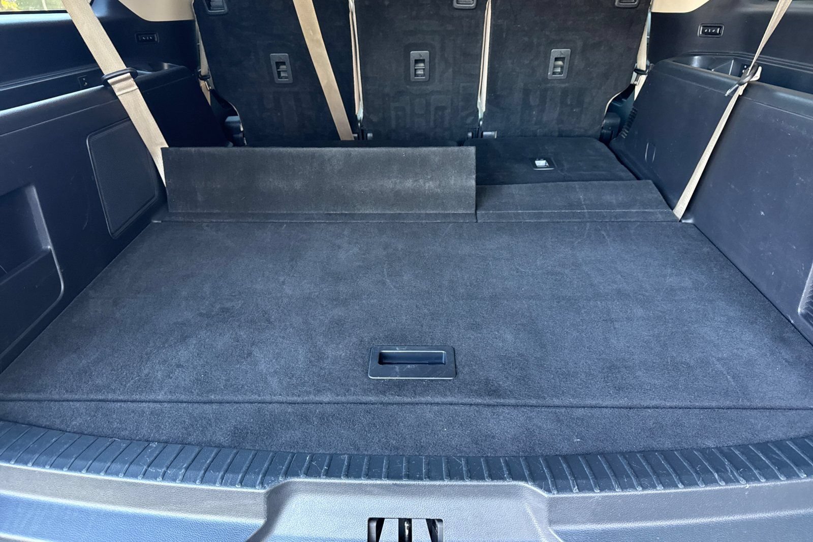 Certified 2024 Ford Expedition Max Limited RWD image 17