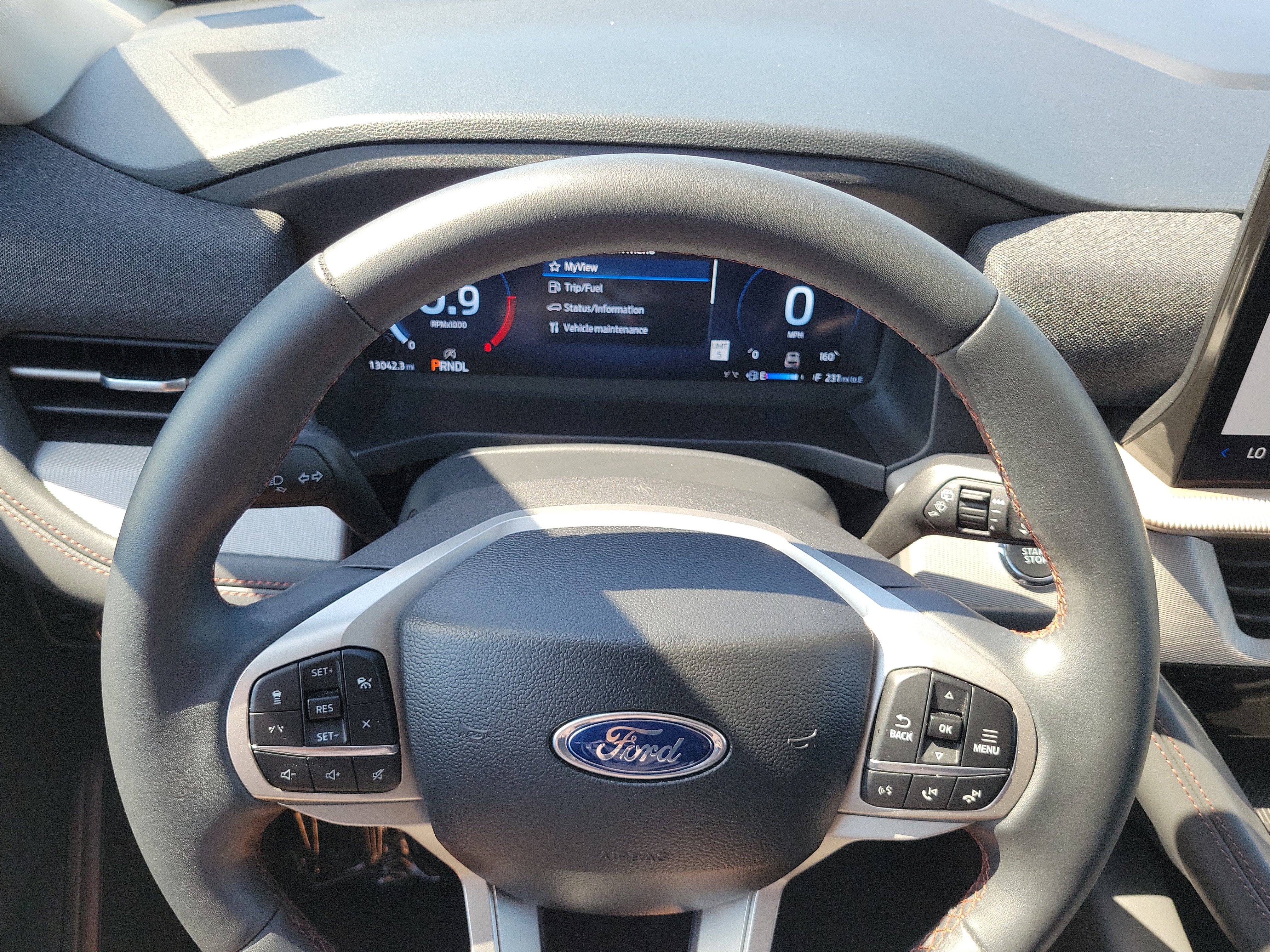 Certified 2025 Ford Explorer Active RWD image 22