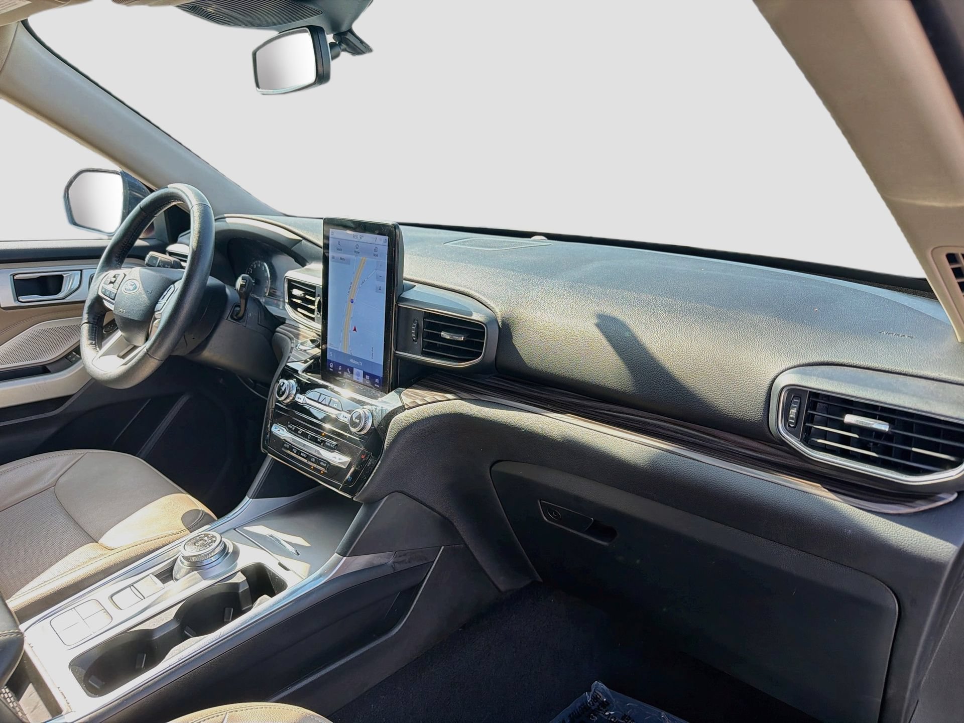 Certified 2023 Ford Explorer Limited w/ Limited Technology Package RWD image 36