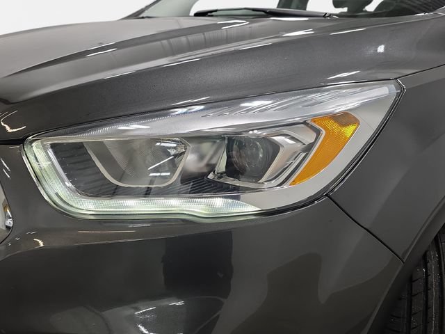 Certified 2017 Ford Escape Titanium AWD/4WD image 29