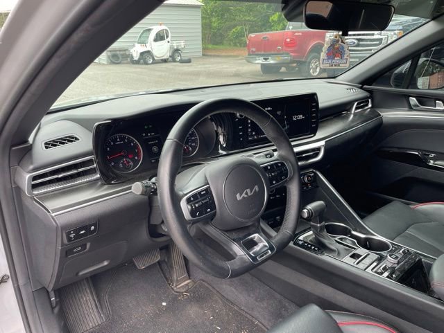 Used 2023 Kia K5 GT FWD image 8