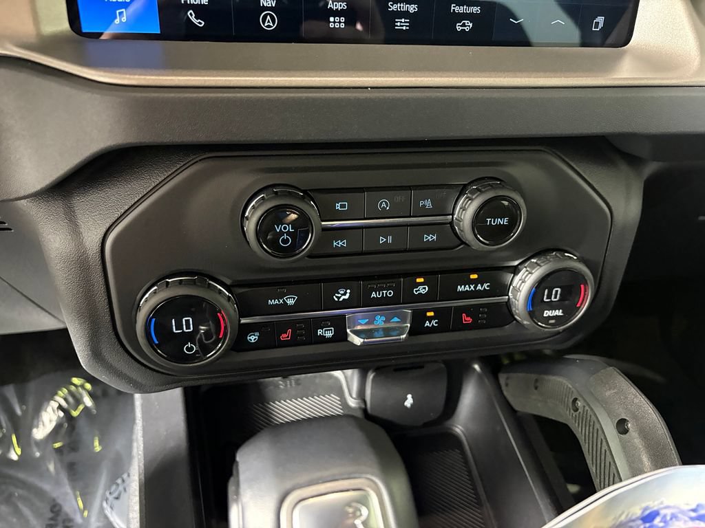 Certified 2026 Ford Bronco Outer Banks w/ Sasquatch Package AWD/4WD image 19