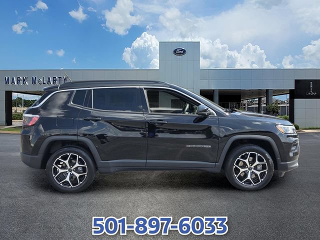 Used 2025 Jeep Compass Limited AWD/4WD image 6